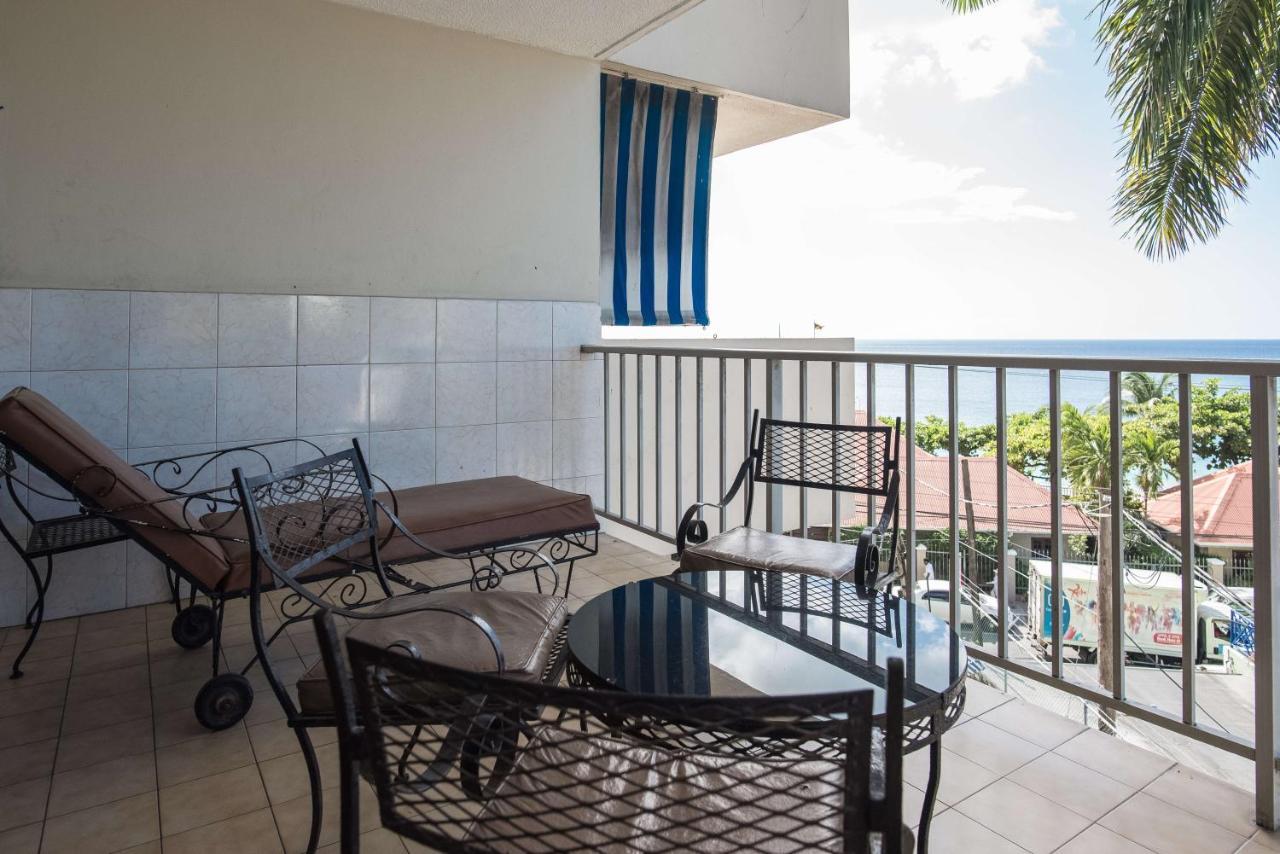 Beach Condos -Montego Bay Club Beach Resort Exteriör bild